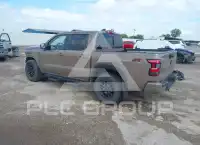 2023 Nissan FRONTIER photo