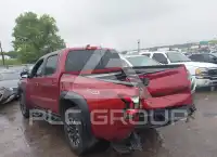 2023 Nissan FRONTIER фото