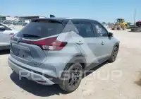 2023 Nissan KICKS фото