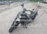2023 Harley-Davidson FXLR фото