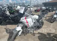 2023 Ducati DesertX фото