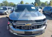 2023 Chevrolet Suburan photo