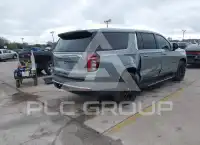 2023 Chevrolet Suburan photo