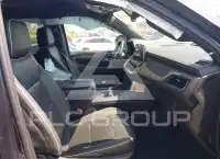 2023 Chevrolet Suburan фото