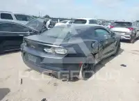 2023 Chevrolet Camaro фото