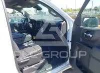 2023 Chevrolet Silverado фото