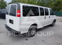 2023 Chevrolet Express фото
