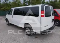 2023 Chevrolet Express фото