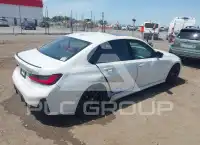 2023 BMW 330 photo