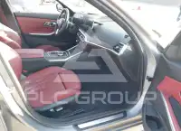 2023 BMW 330 photo
