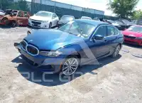 2023 BMW 330 photo