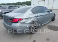 2023 BMW 540 фото