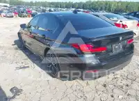 2023 BMW 540 фото