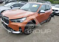 2023 BMW X1 фото