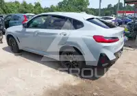 2023 BMW X4 photo