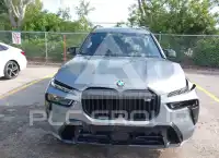 2023 BMW X7 photo