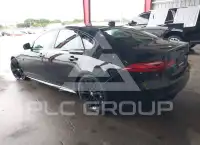 2023 Jaguar XF фото