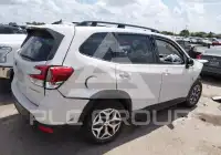 2023 Subaru Forester photo