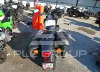 2023 Honda VT750 фото