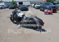 2023 Honda VT750 фото