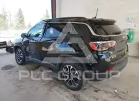 2023 Jeep COMPASS photo