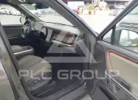 2023 Rivian R1S фото
