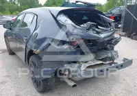 2023 Mazda 3 фото