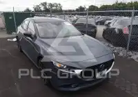 2023 Mazda 3 photo