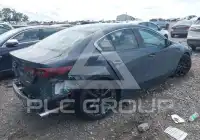 2023 Mazda 3 фото