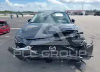 2023 Mazda 3 photo