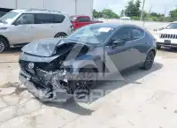 2023 Mazda 3 фото