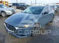 2023 Mazda 3 фото