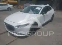 2023 Mazda 3 фото