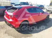 2023 Mazda 3 фото