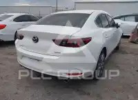 2023 Mazda 3 фото