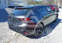 2023 Mazda 3 photo