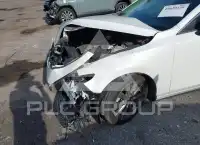 2023 Mazda 3 photo