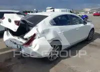 2023 Mazda 3 фото
