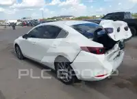 2023 Mazda 3 фото