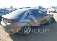 2023 Mazda 3 фото