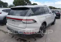 2023 Lincoln AVIATOR photo