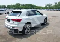 2023 Audi Q3 фото