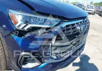 2023 Audi Q3 фото