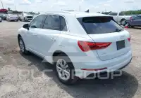2023 Audi Q3 фото