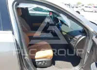 2023 Cadillac XT4 фото