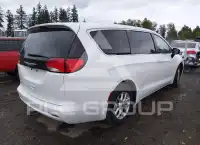 2023 Chrysler VOYAGER фото