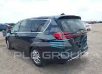 2023 Chrysler PACIFICA photo
