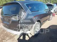 2023 Chrysler PACIFICA photo