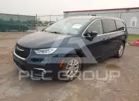 2023 Chrysler PACIFICA photo