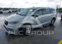 2023 Chrysler PACIFICA фото